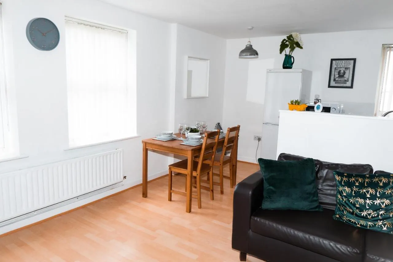 2 Bedroom Apartment Liverpool Hosted By Seren Property United Kingdom